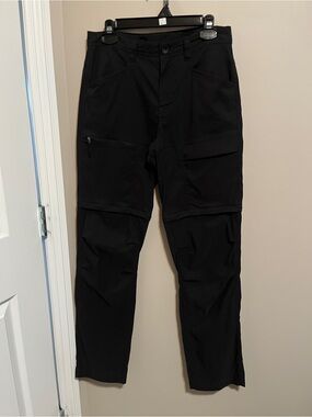 MEC Black Men's Convertible Nylon Pants, size 30 x 34